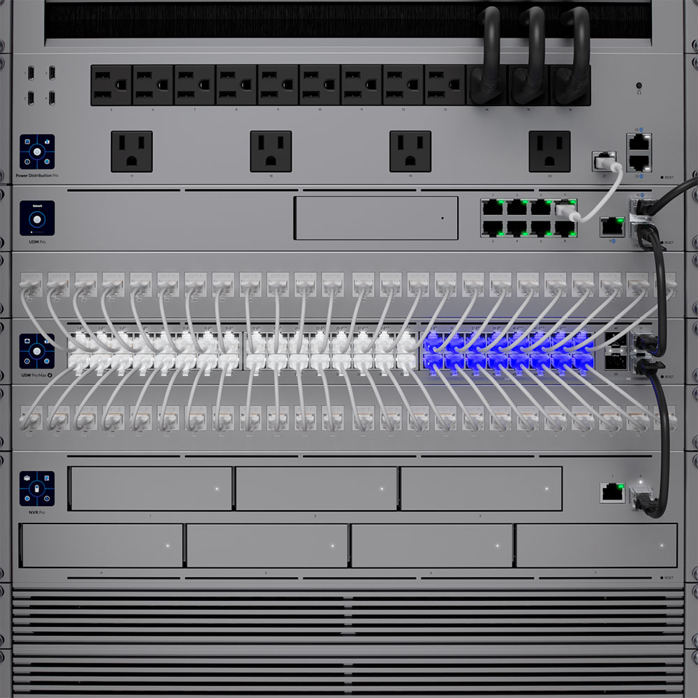 Imagem de SWITCH UBIQUITI GERENCIAVEL L3 48 PORTAS SENDO 16 DE 2.5 GIGABIT + 04 SFP+ DE10GB USW-PRO-MAX-48-POE